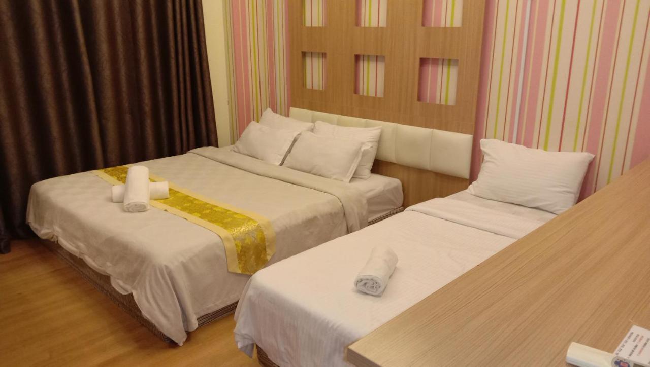 Hotel Zamburger De Melaka Εξωτερικό φωτογραφία
