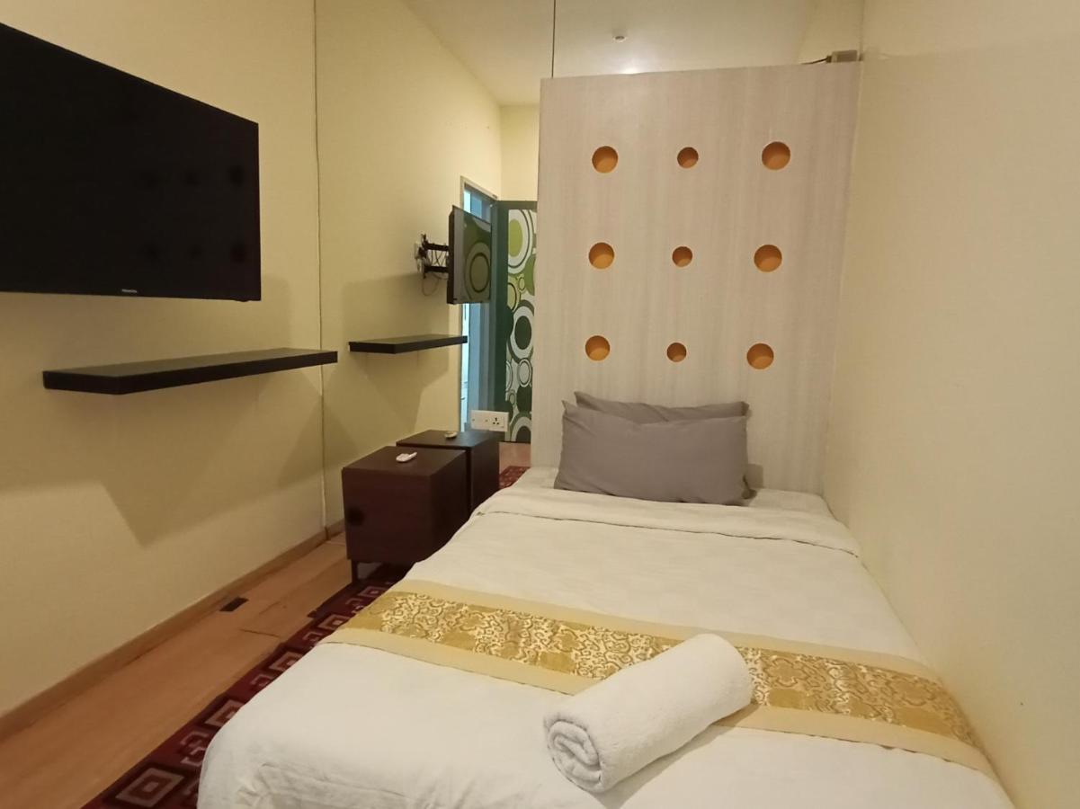 Hotel Zamburger De Melaka Εξωτερικό φωτογραφία