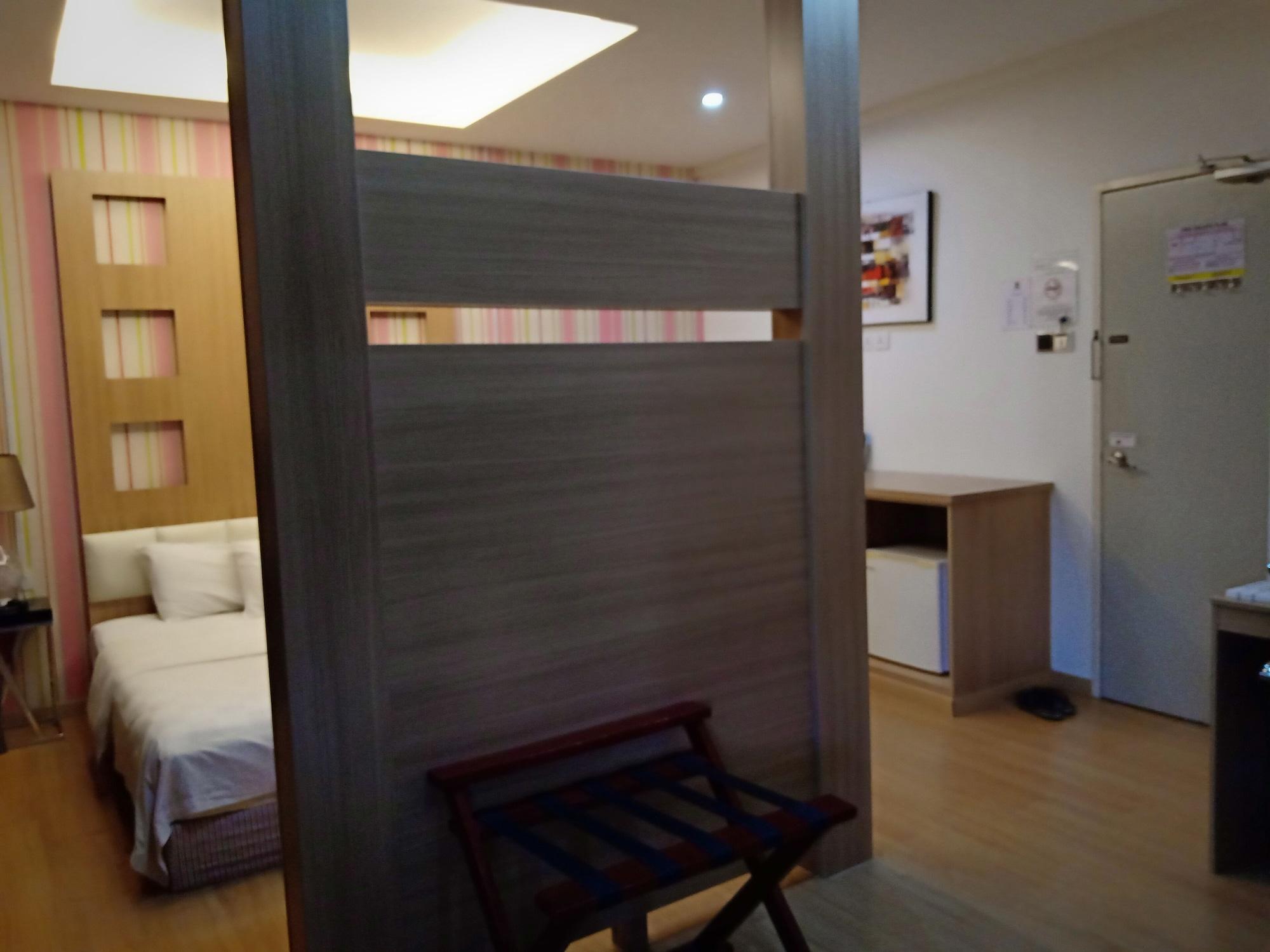 Hotel Zamburger De Melaka Εξωτερικό φωτογραφία