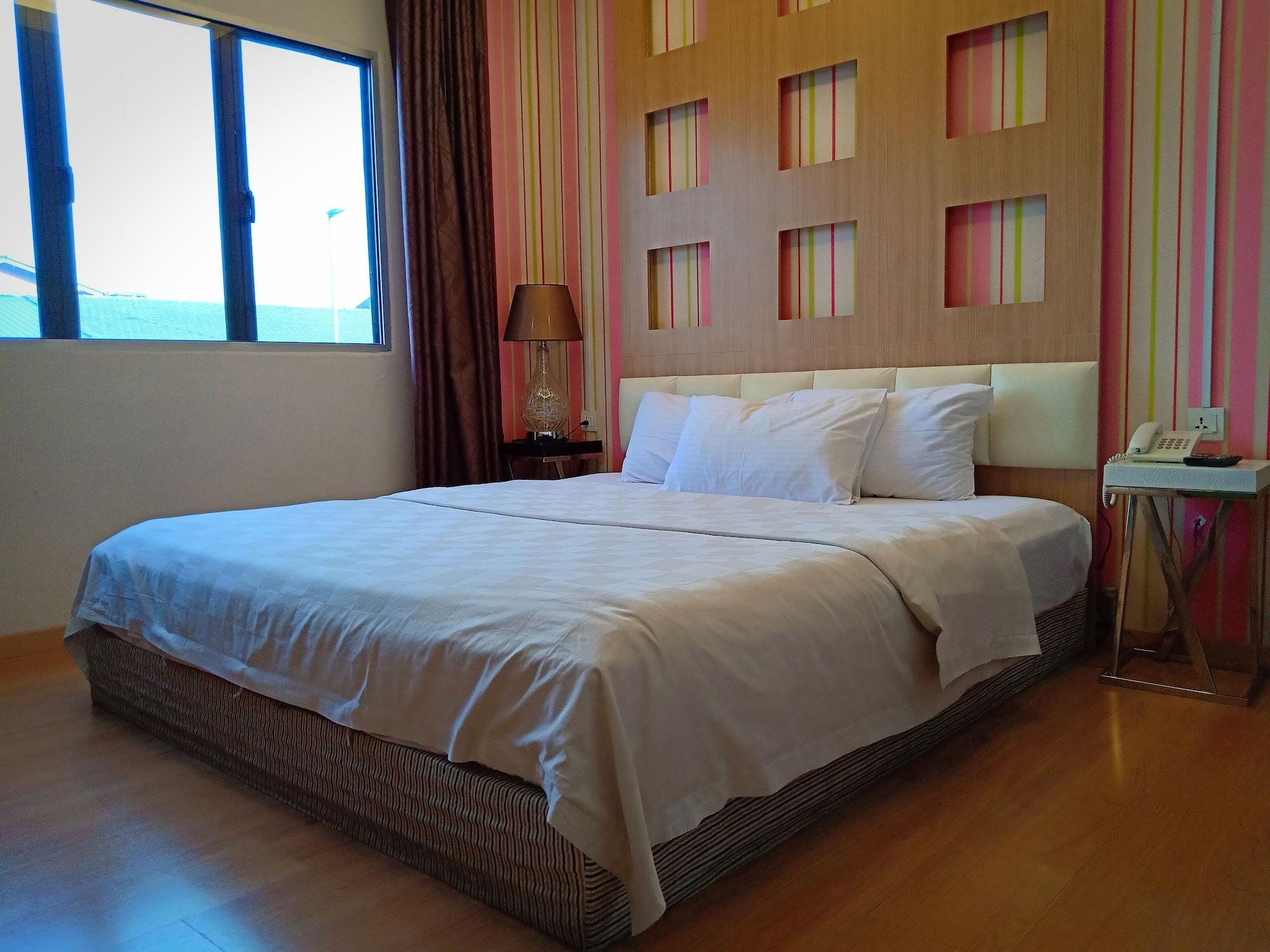 Hotel Zamburger De Melaka Εξωτερικό φωτογραφία